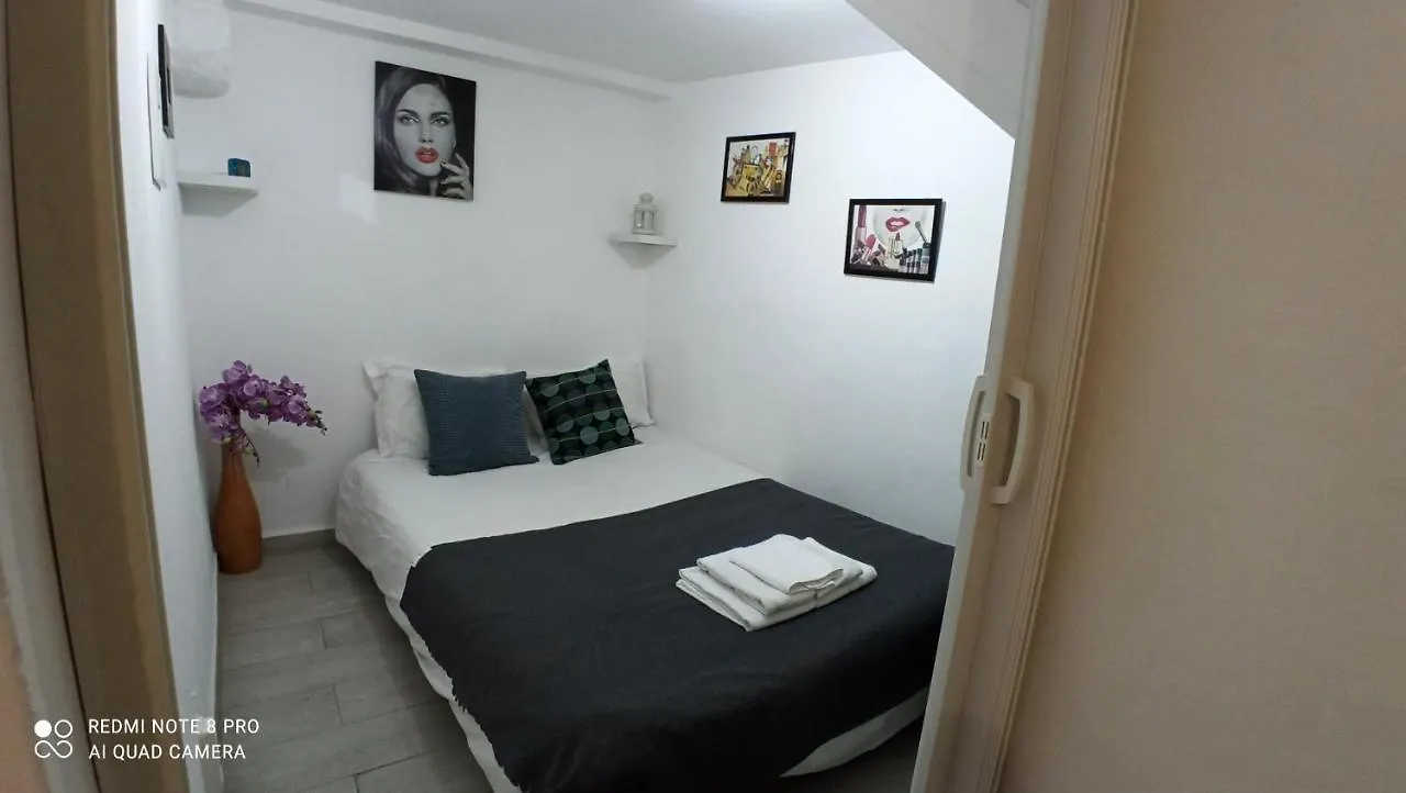 Lisboa Martim Moniz Low Cost Apartment